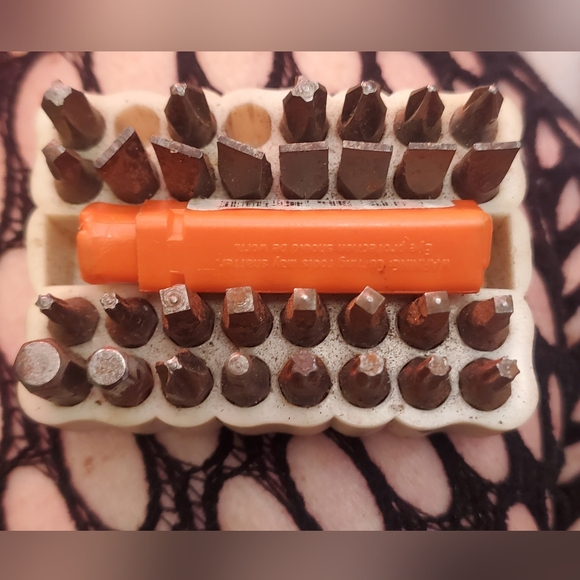 BLACK & DECKER Screwdriver Bit Set 🌞🌞🌞 - Picture 5 of 6